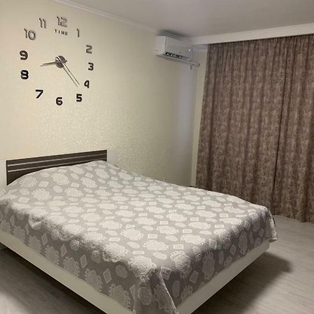 Apartments On Priportovaya,35 Cherkasy Ngoại thất bức ảnh