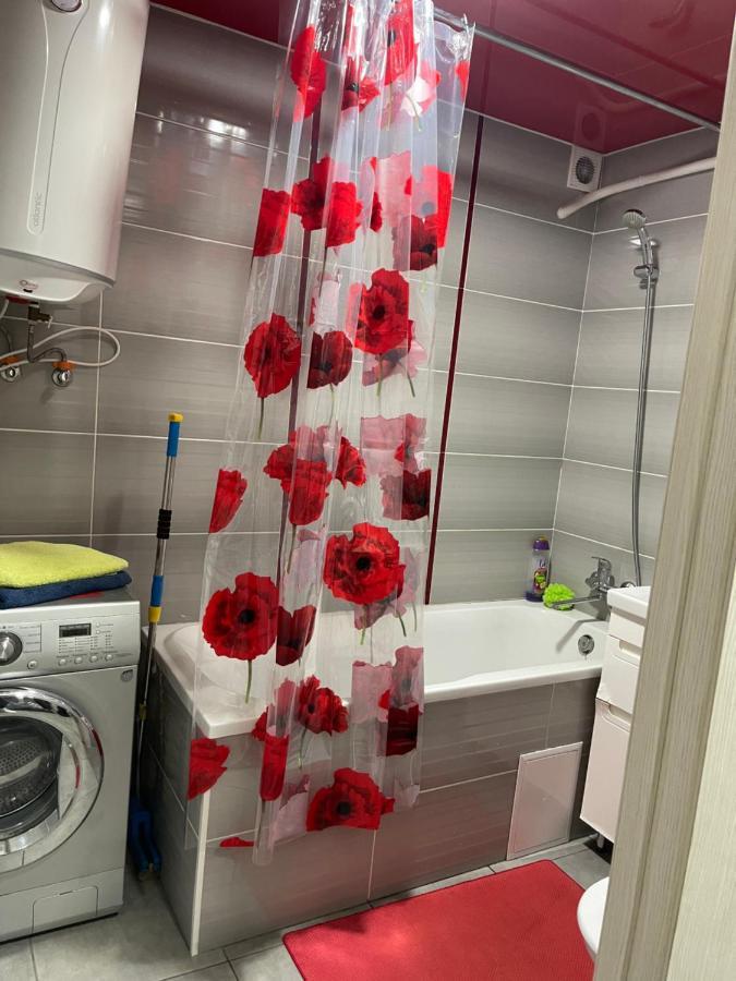 Apartments On Priportovaya,35 Cherkasy Ngoại thất bức ảnh